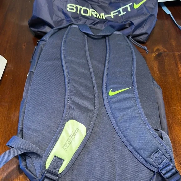 Nike Storm-FIT Backpack in Dark Gray and Neon Green - Picture 8 of 12